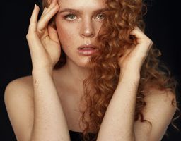 LAURA PH.