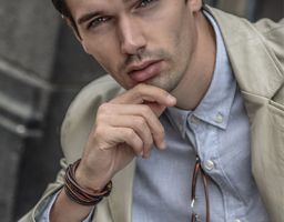 PHILIPP T.