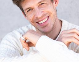STEFFEN W.