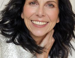 DANIELA F.