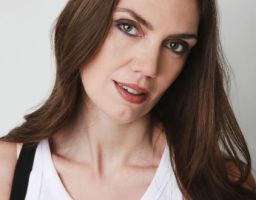 SASKIA DE.